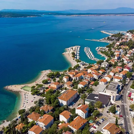 In Mit Grill Und Terrasse By Interhome * Crikvenica