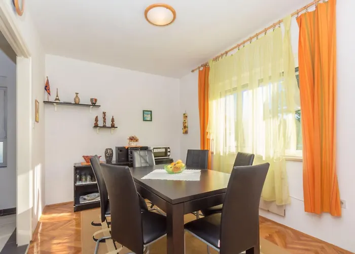 In Mit Grill Und Terrasse By Interhome Appartamento *