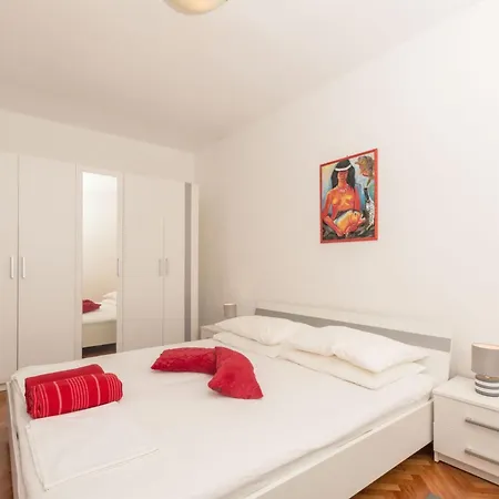 Apartment In Mit Grill Und Terrasse By Interhome