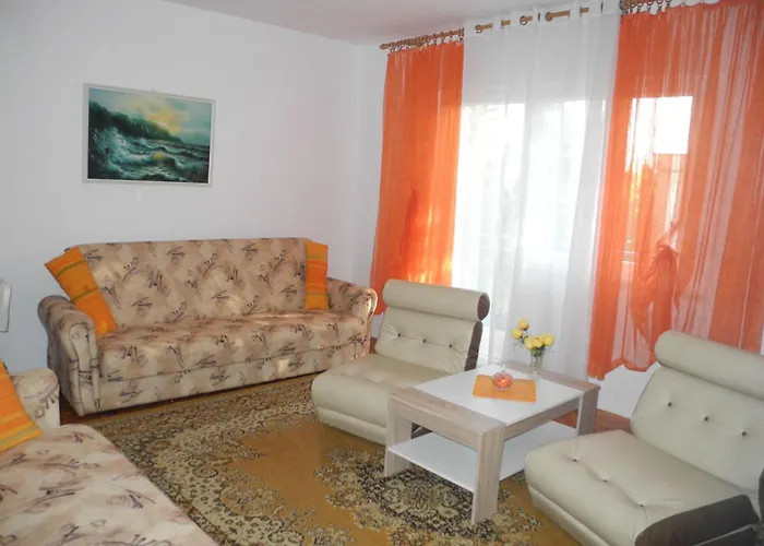 In Mit Grill Und Terrasse By Interhome * Crikvenica