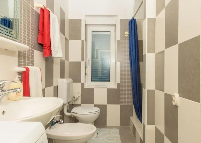 In Crikvenica Mit Grill Und Terrasse By Interhome Lägenhet